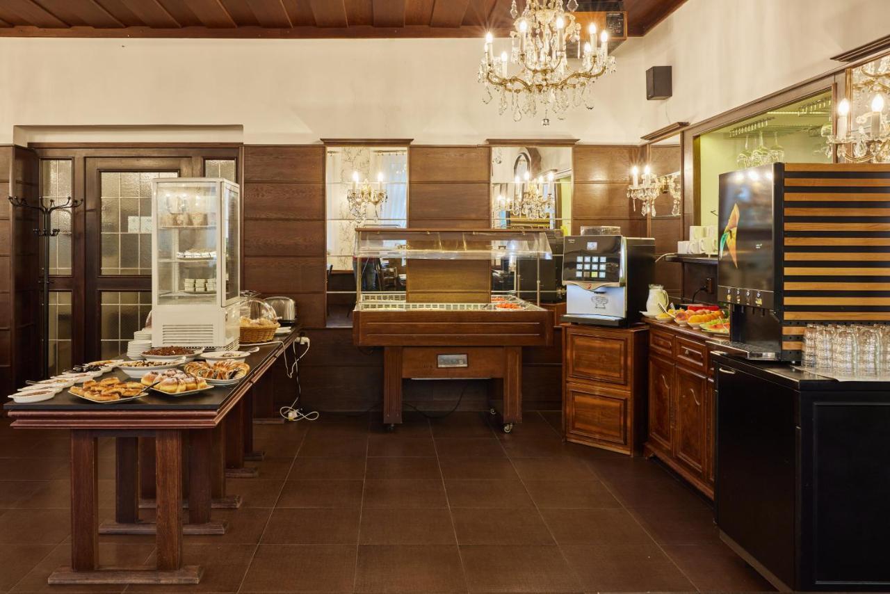 Hotel Adam Trutnov Dış mekan fotoğraf