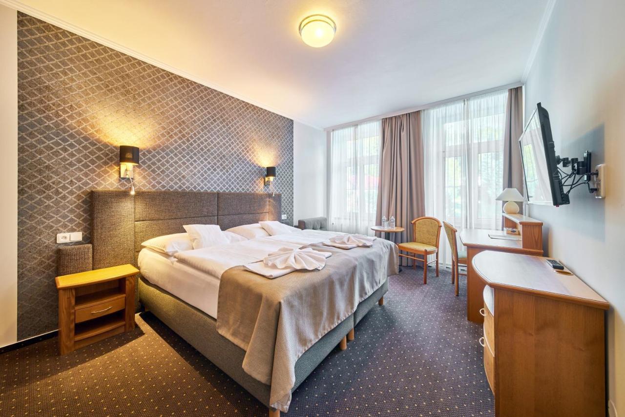 Hotel Adam Trutnov Dış mekan fotoğraf