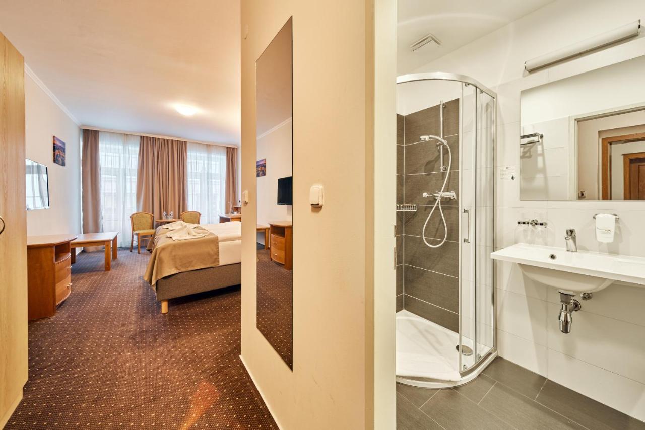 Hotel Adam Trutnov Dış mekan fotoğraf