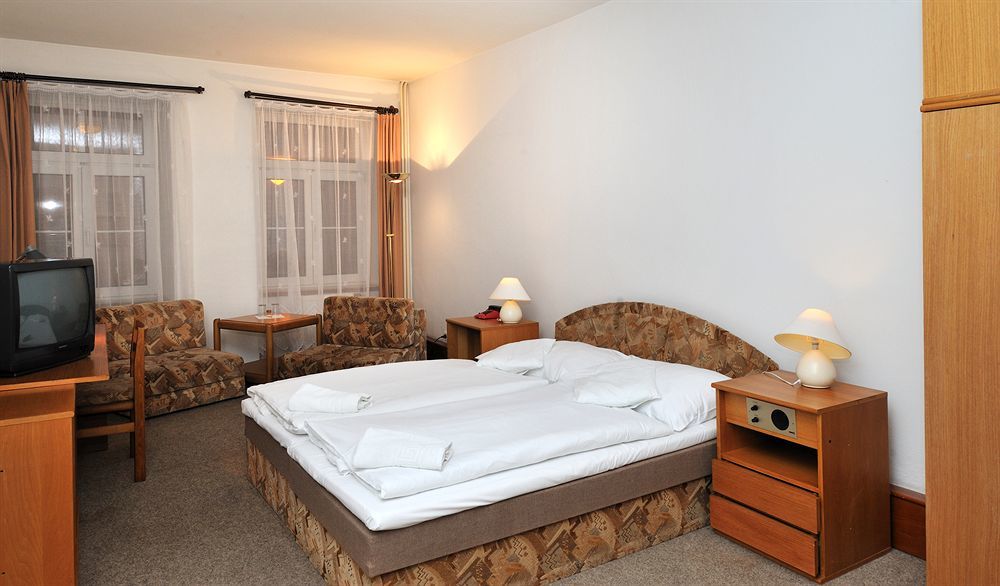 Hotel Adam Trutnov Dış mekan fotoğraf