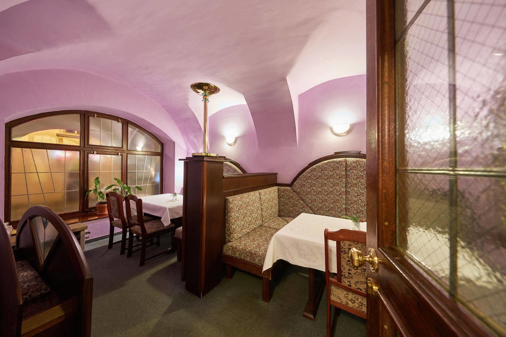 Hotel Adam Trutnov Dış mekan fotoğraf