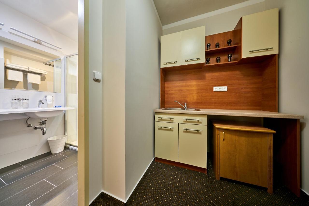 Hotel Adam Trutnov Dış mekan fotoğraf